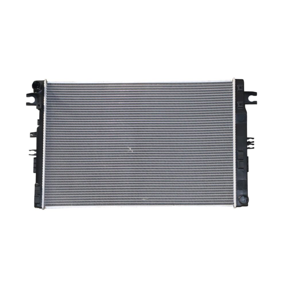 Radiador Nissan NP300 2.3 2015 al 2020 Diesel